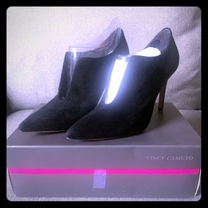 Vince Camuto Heels, Metseya.